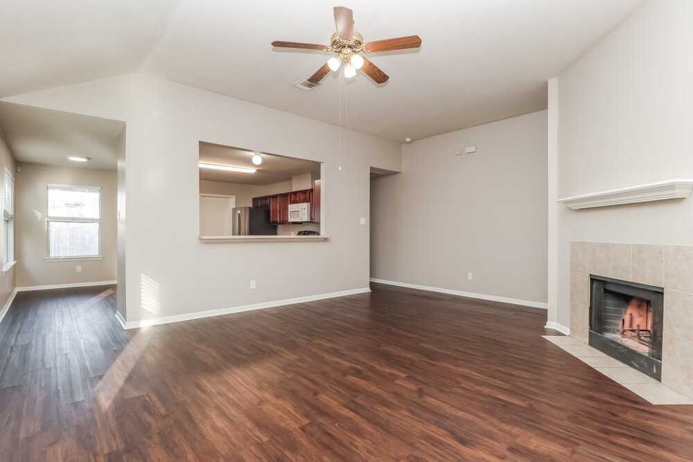 16207 Imperial Forest Ln - Photo 3 of 16