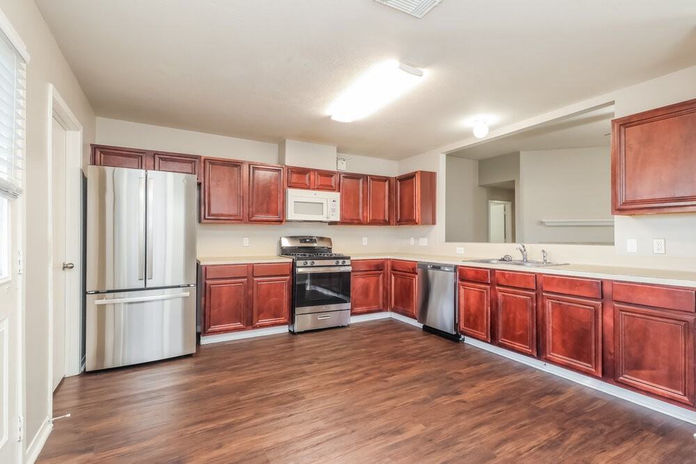 16207 Imperial Forest Ln - Photo 7 of 16