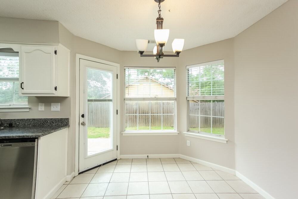 1271 Breezy Gate Dr - Photo 5 of 17
