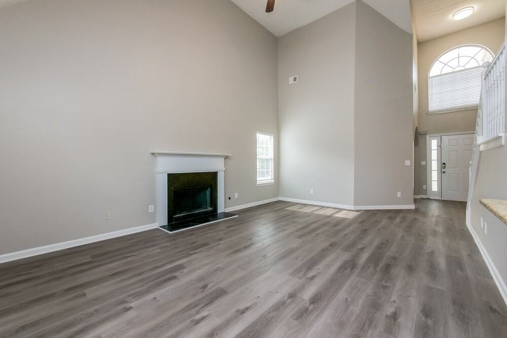 204 Biltmore Way - Photo 6 of 17