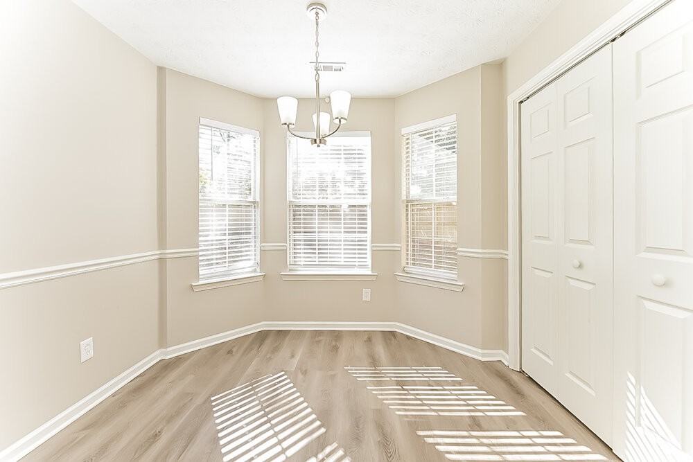 210 Coldsprings Ct - Photo 4 of 16