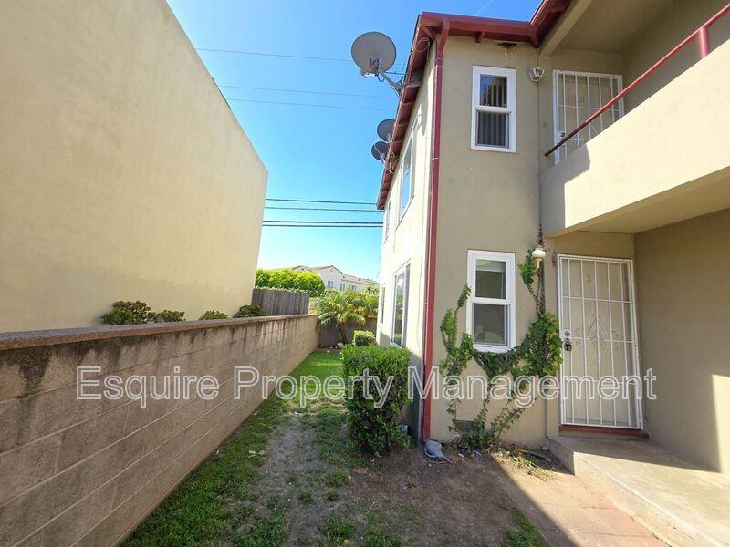 808 Palm Dr - Photo 2 of 6