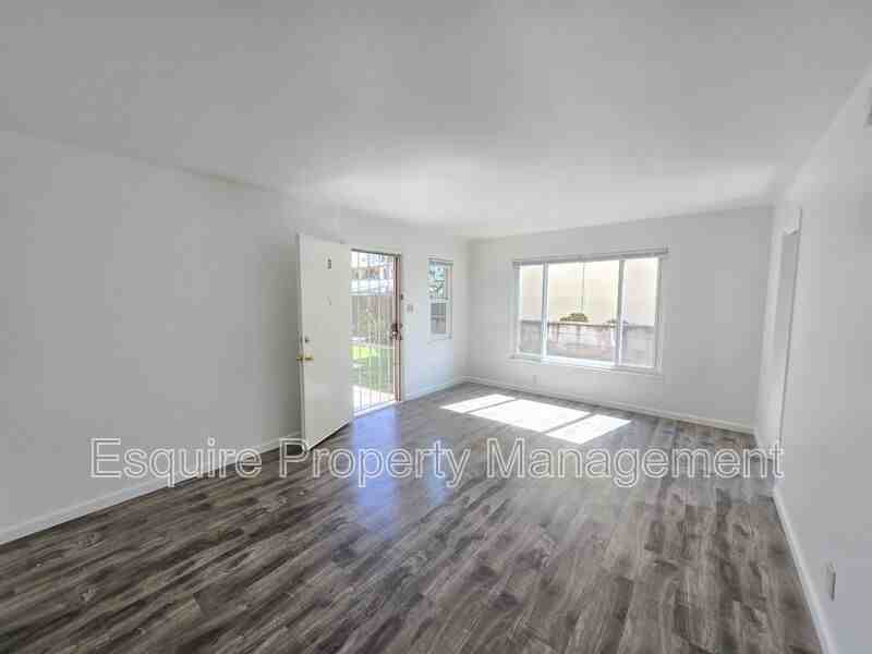 808 Palm Dr - Photo 3 of 6