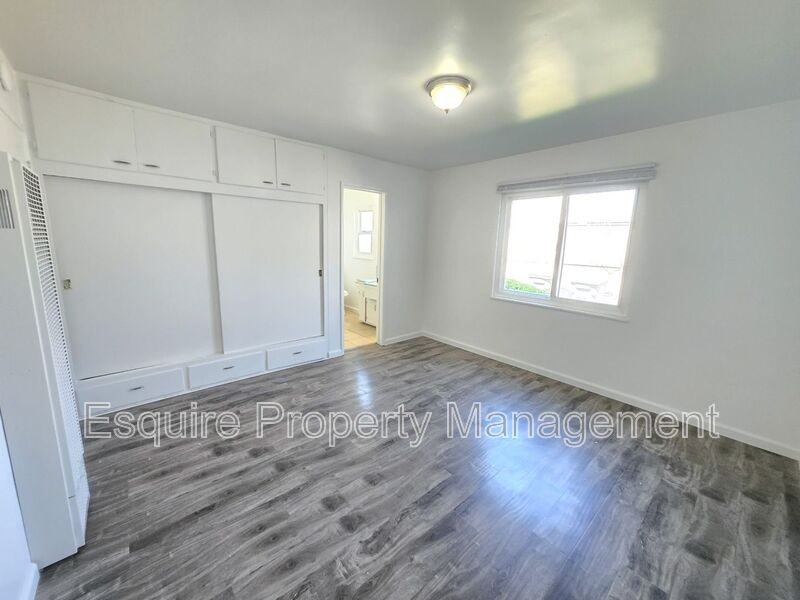 808 Palm Dr - Photo 4 of 6