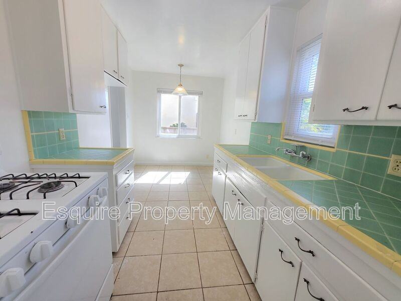 808 Palm Dr - Photo 5 of 6