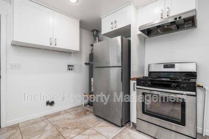 3911 Sw #A - Photo 4 of 12