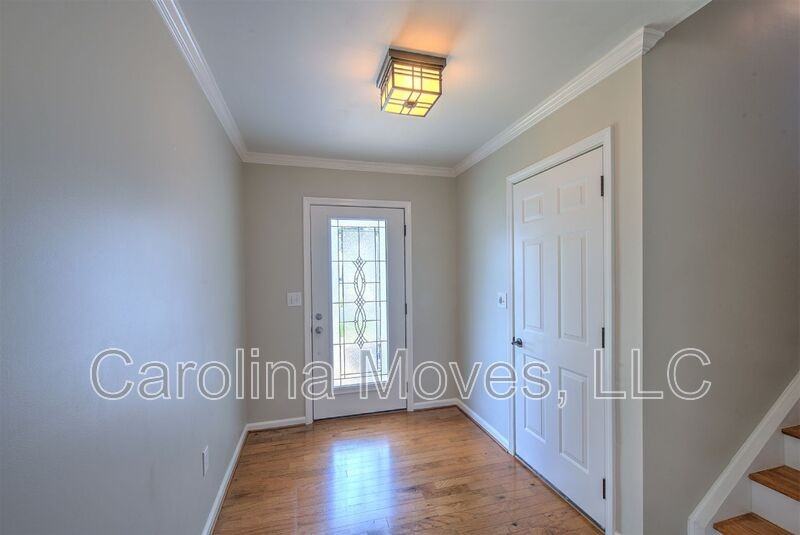 17 Woolridge Way - Photo 3 of 25
