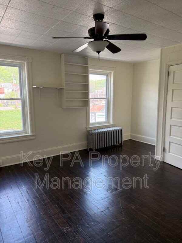 226 Charles St - Photo 3 of 7