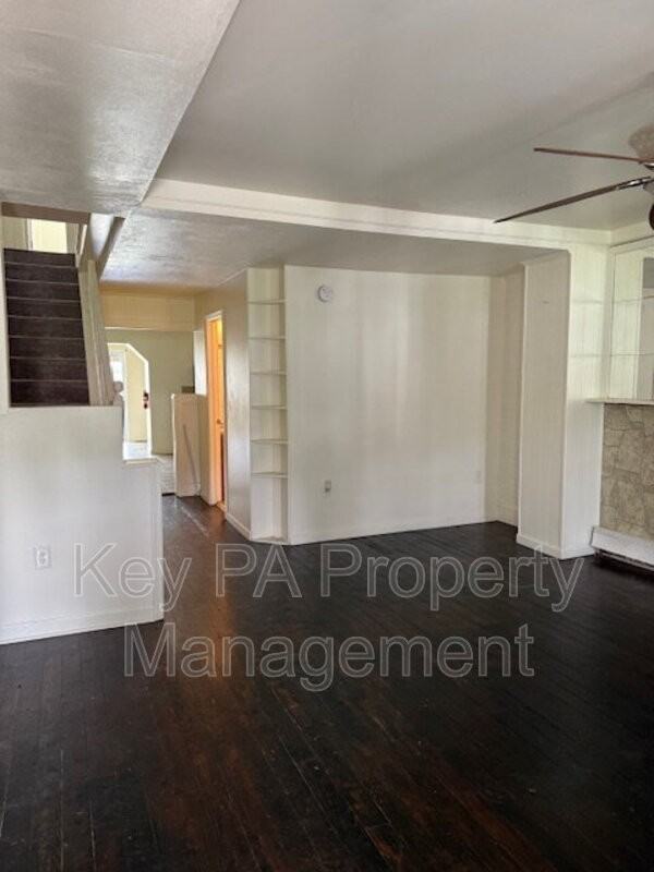 226 Charles St - Photo 6 of 7