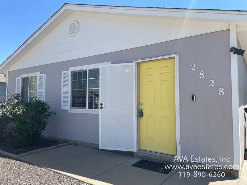 2828 Ontario St - Photo 3 of 16