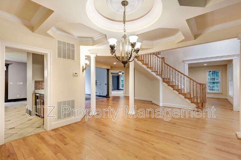 3230 Sidetracked Dr - Photo 2 of 50