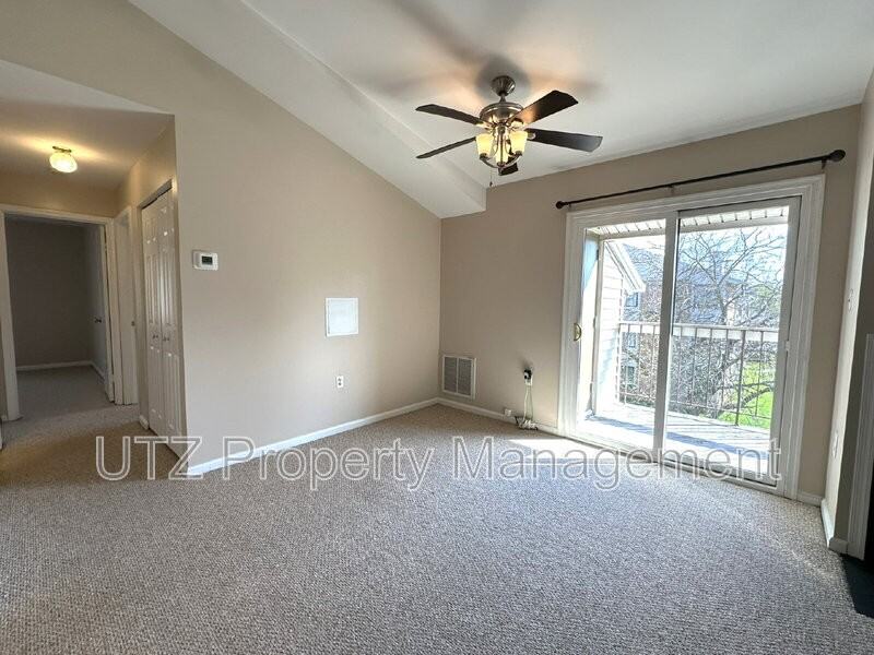1111 Castle Harbour Way #3C - Photo 7 of 18