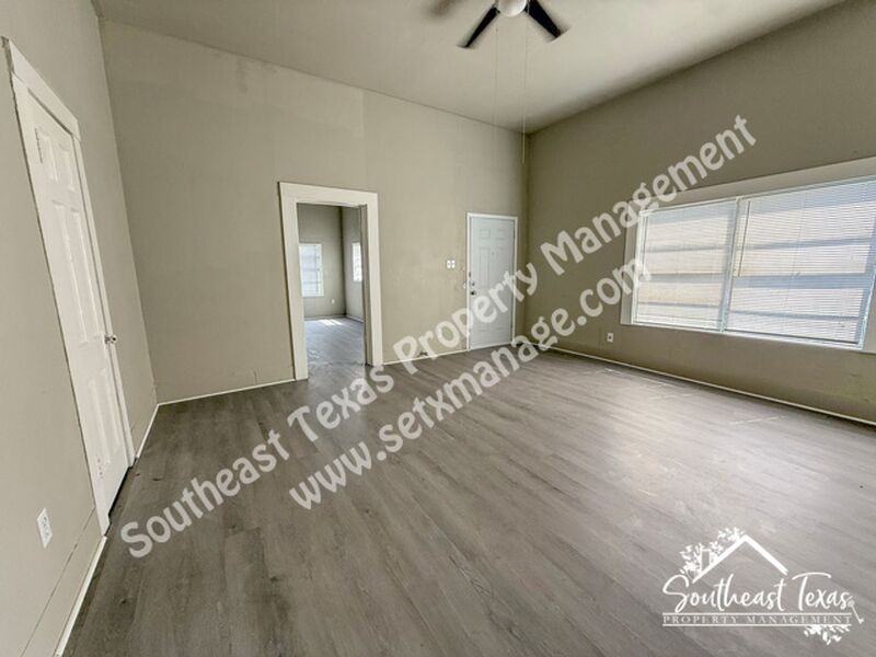 1709 Mcfaddin St #02 - Photo 2 of 12