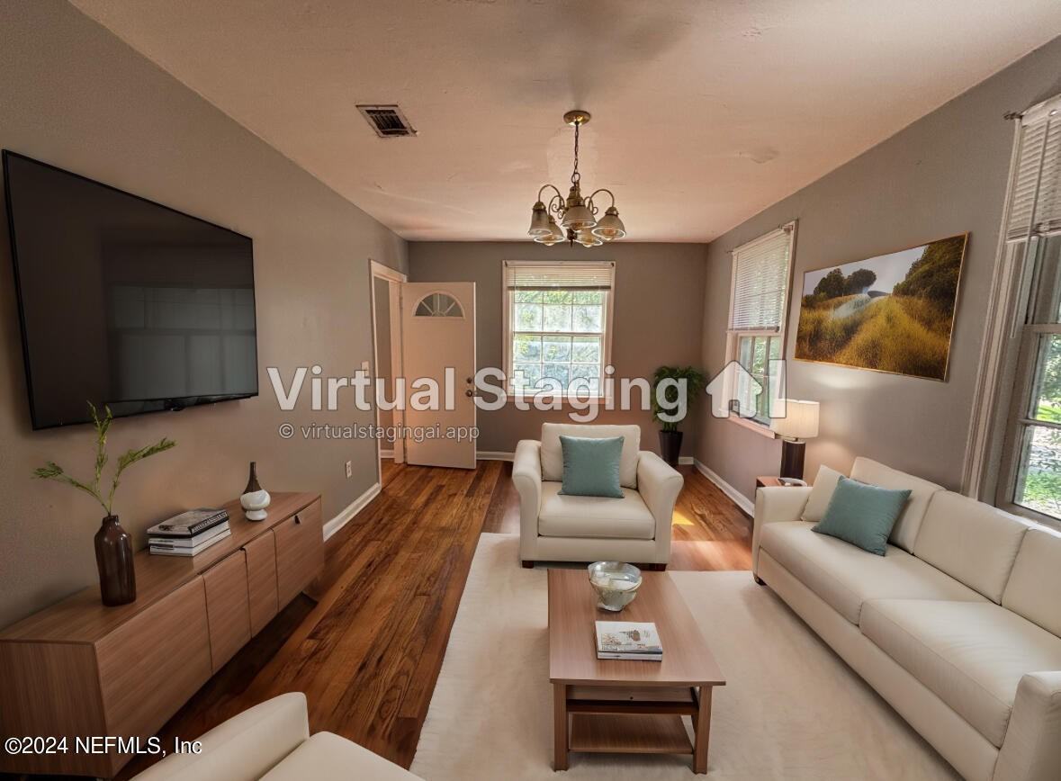 McDuff 1115 - Photo 3 of 10