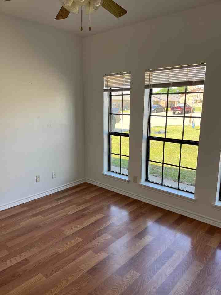 Westview - Photo 4 of 11