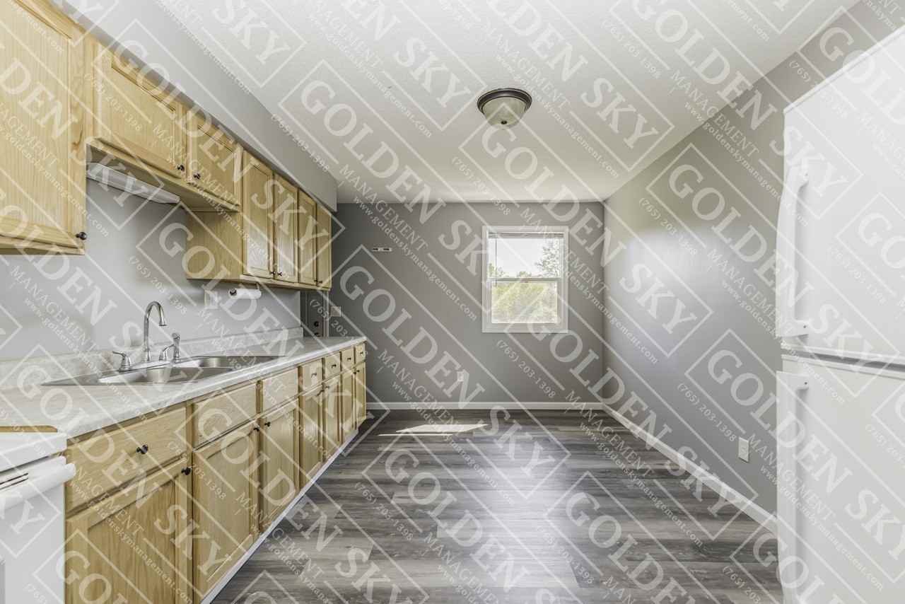 114 South Keystone Circle - Photo 4 of 10