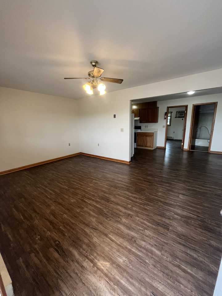 5448 Williamsport Pike 3 - Photo 2 of 10