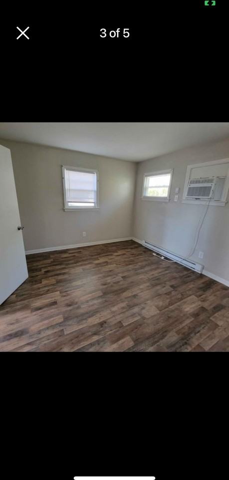 435 Arlington Circle Northwest - Photo 3 of 5