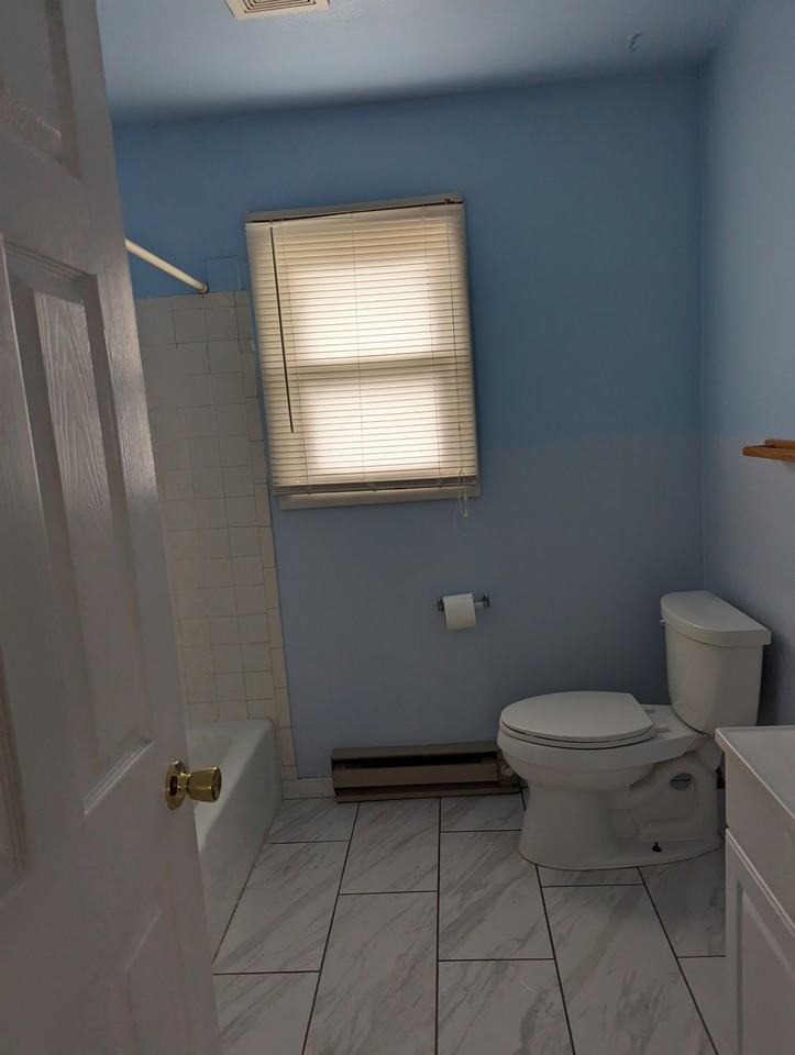 218 South Taylor Street - Photo 3 of 7