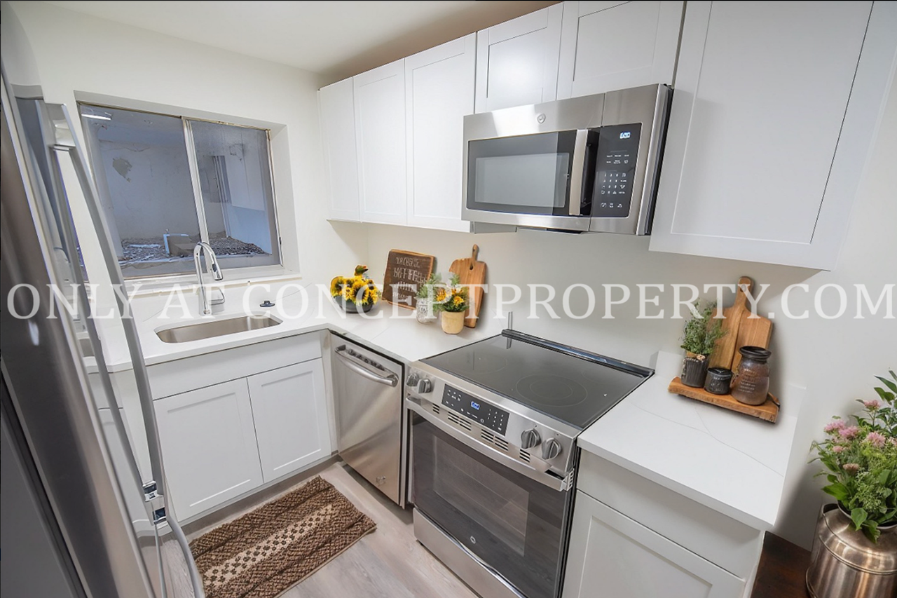 The Ivy on 5th - Photo 6 of 50