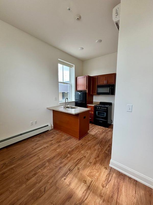 591 Terrace Blvd ##114 - Photo 3 of 10