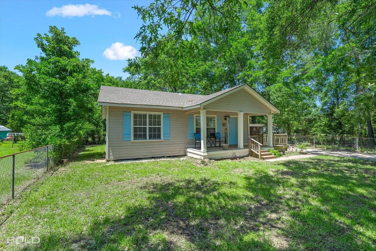 113 Oak Ridge Dr - Photo 2 of 20