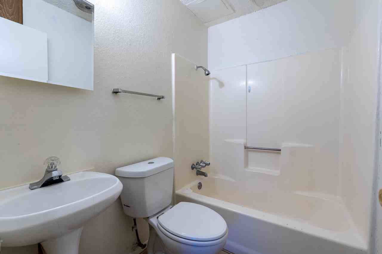 3528 W Waco Dr - Photo 7 of 16