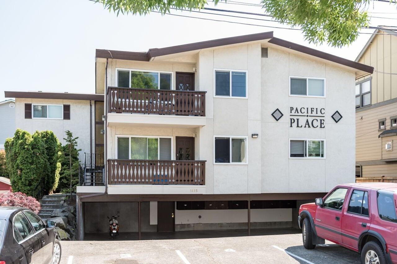 Pacific Place - Photo 2 of 8