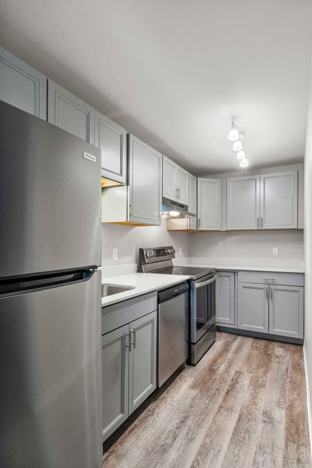 Canyon Ridge Apartments - Photo 2 of 23