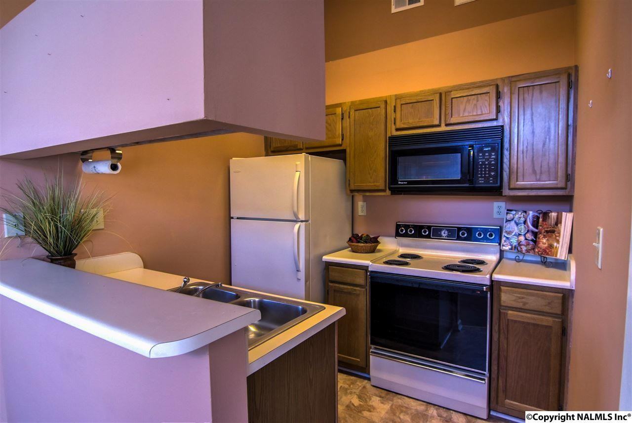 192 Waters Edge Ln - Photo 7 of 13
