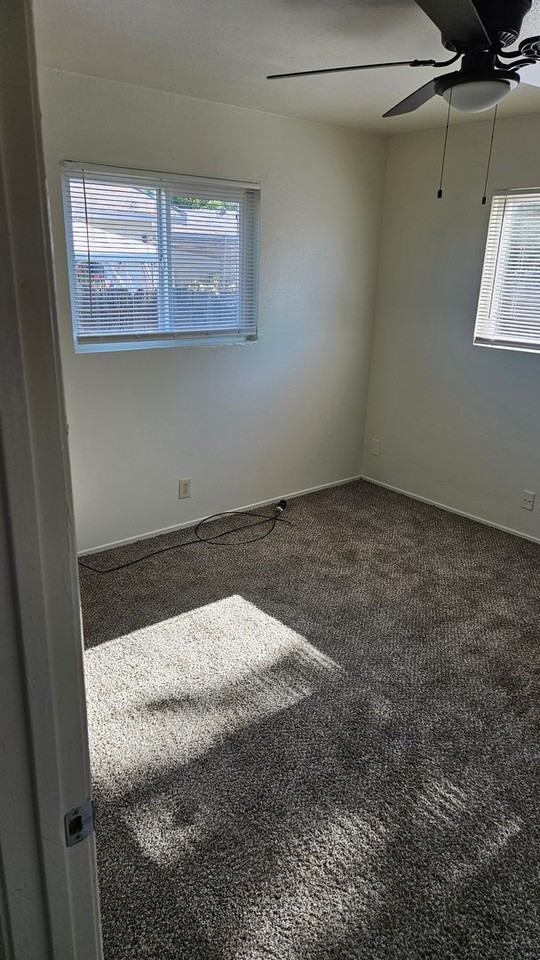 6620 8th St - Photo 6 of 22