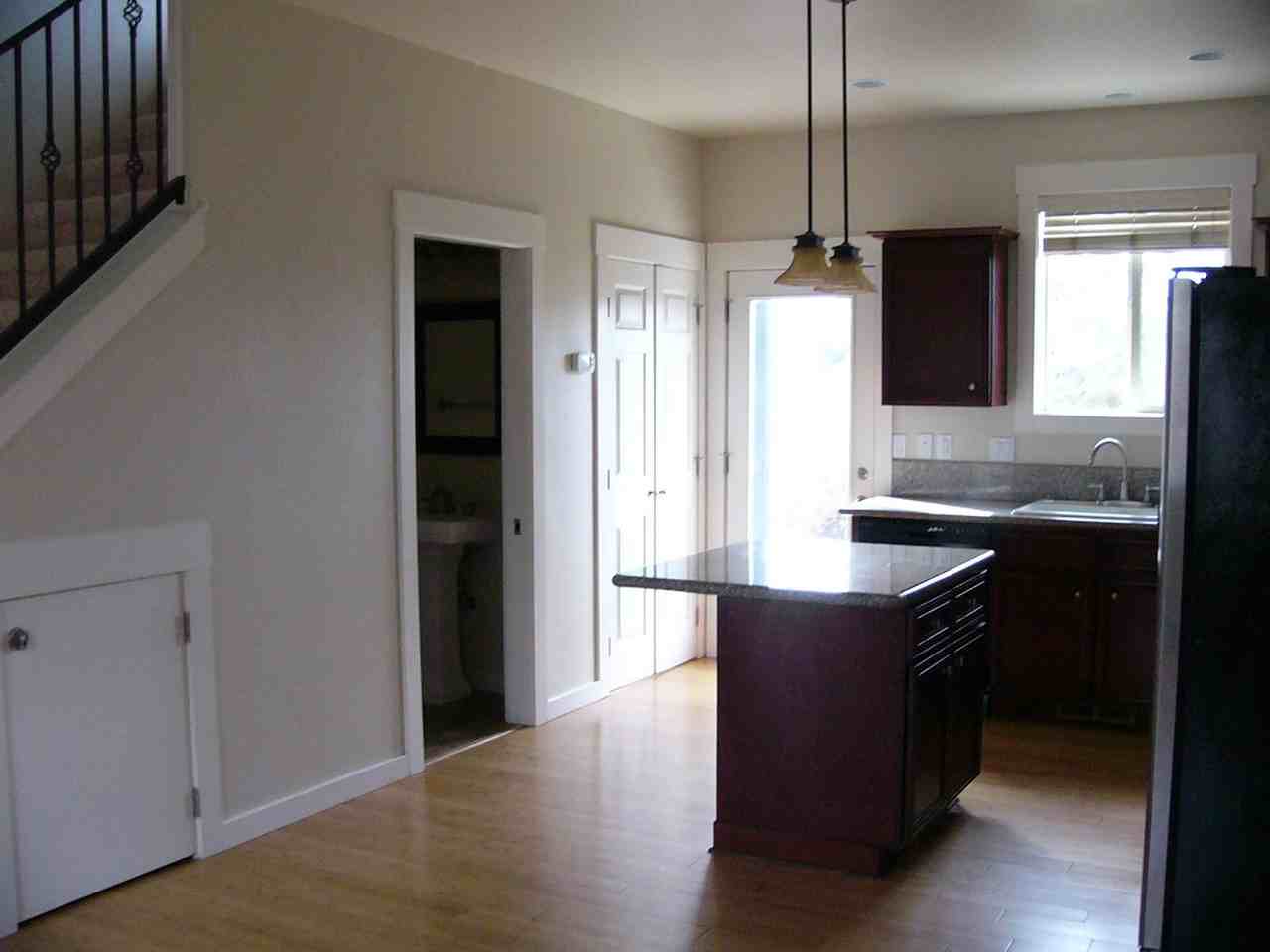 812 W Oregon Ave - Photo 7 of 14