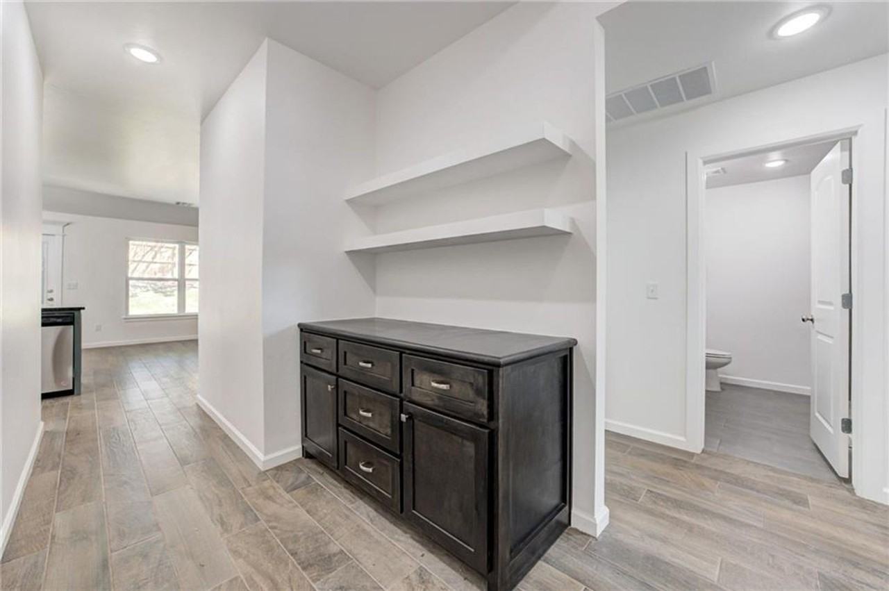 1115 Magnolia Dr - Photo 3 of 22