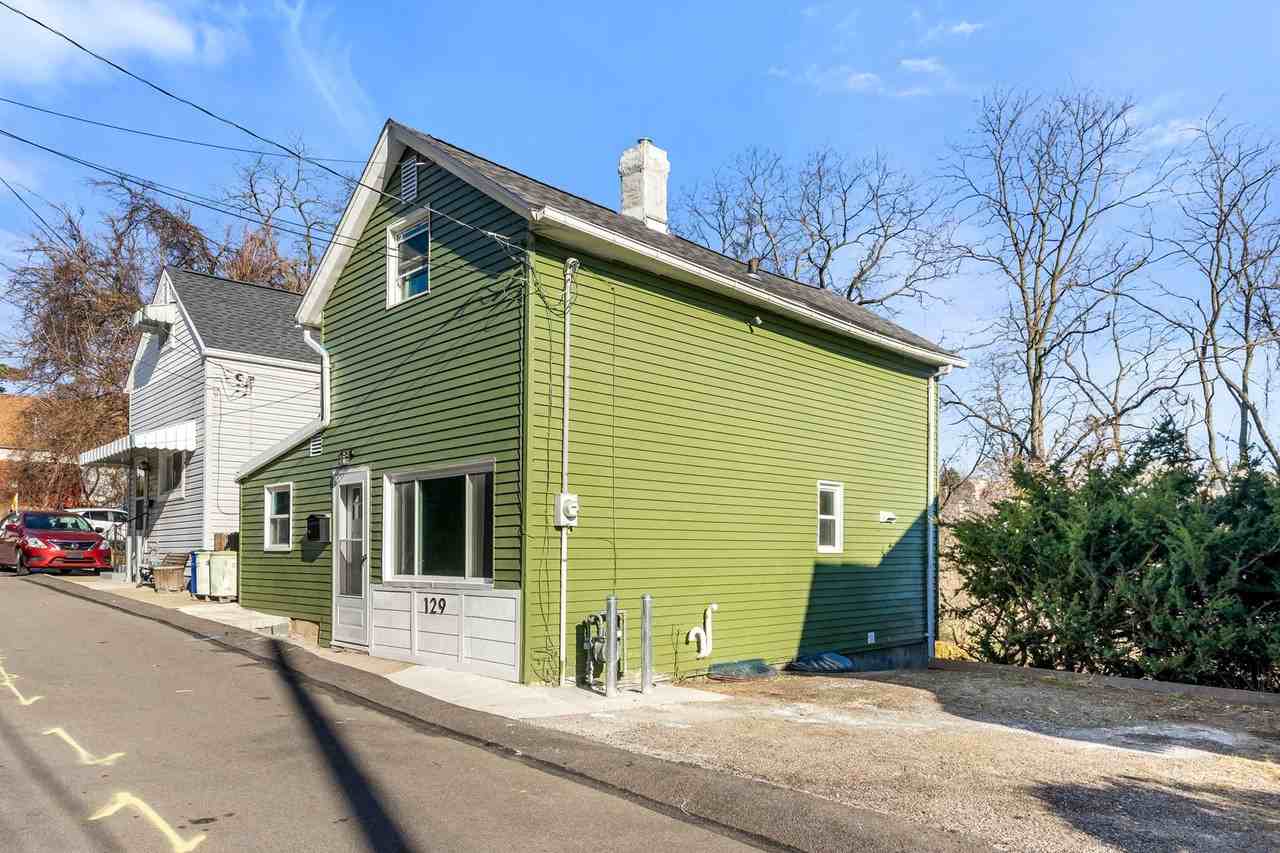 129 Weber Way - Photo 2 of 26