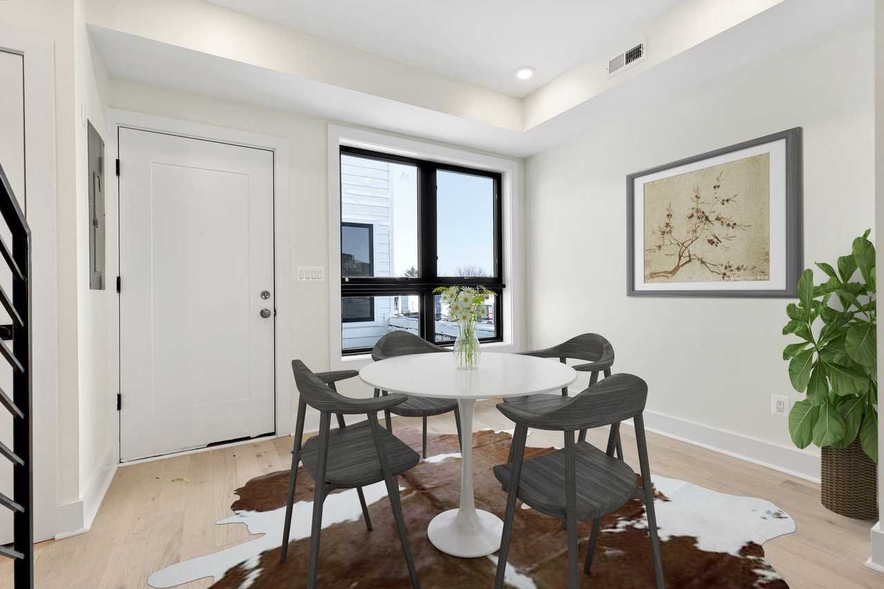 1504 N Capitol St Nw #302 - Photo 2 of 10
