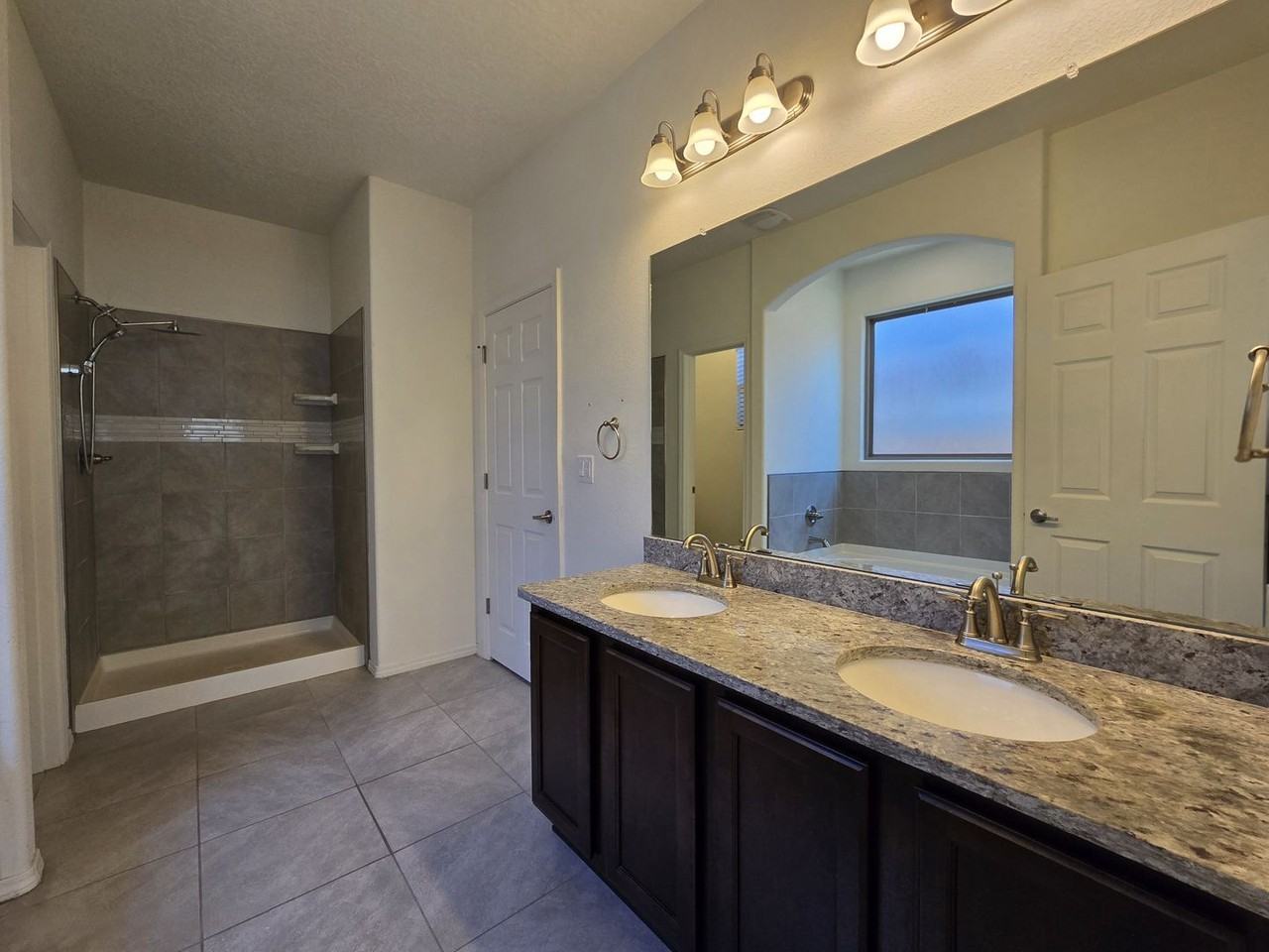 5328 Camino Del Griego - Photo 7 of 20