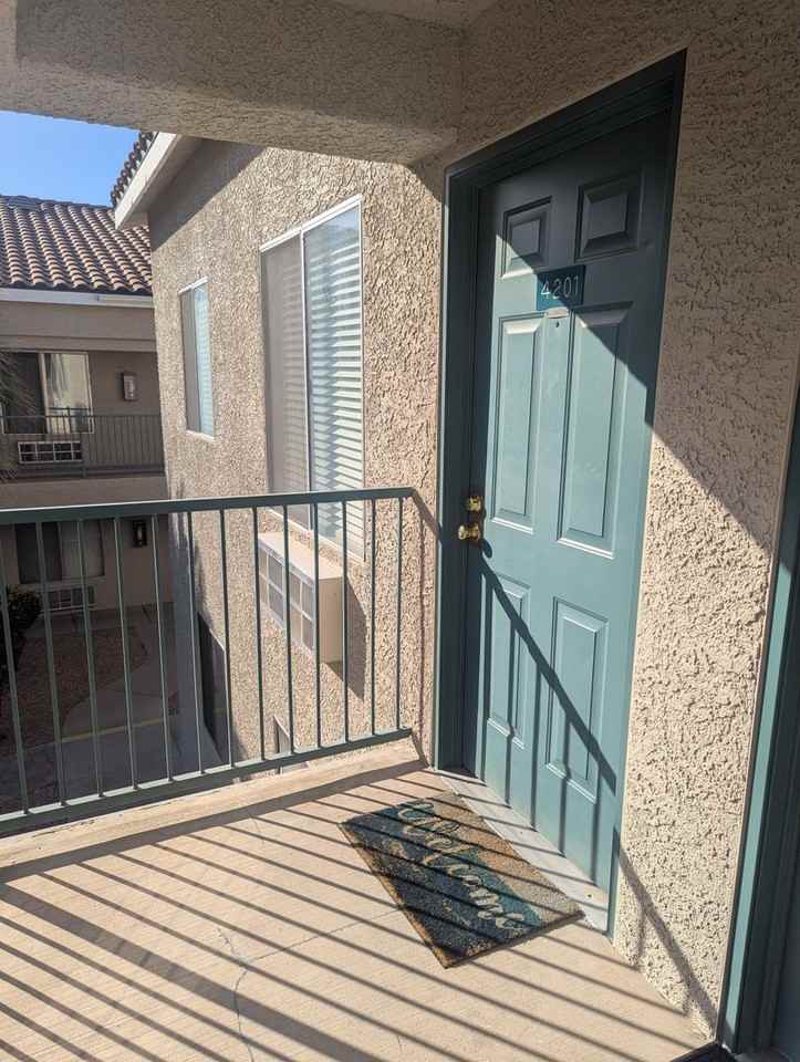 100 Pulsipher Ln #4201