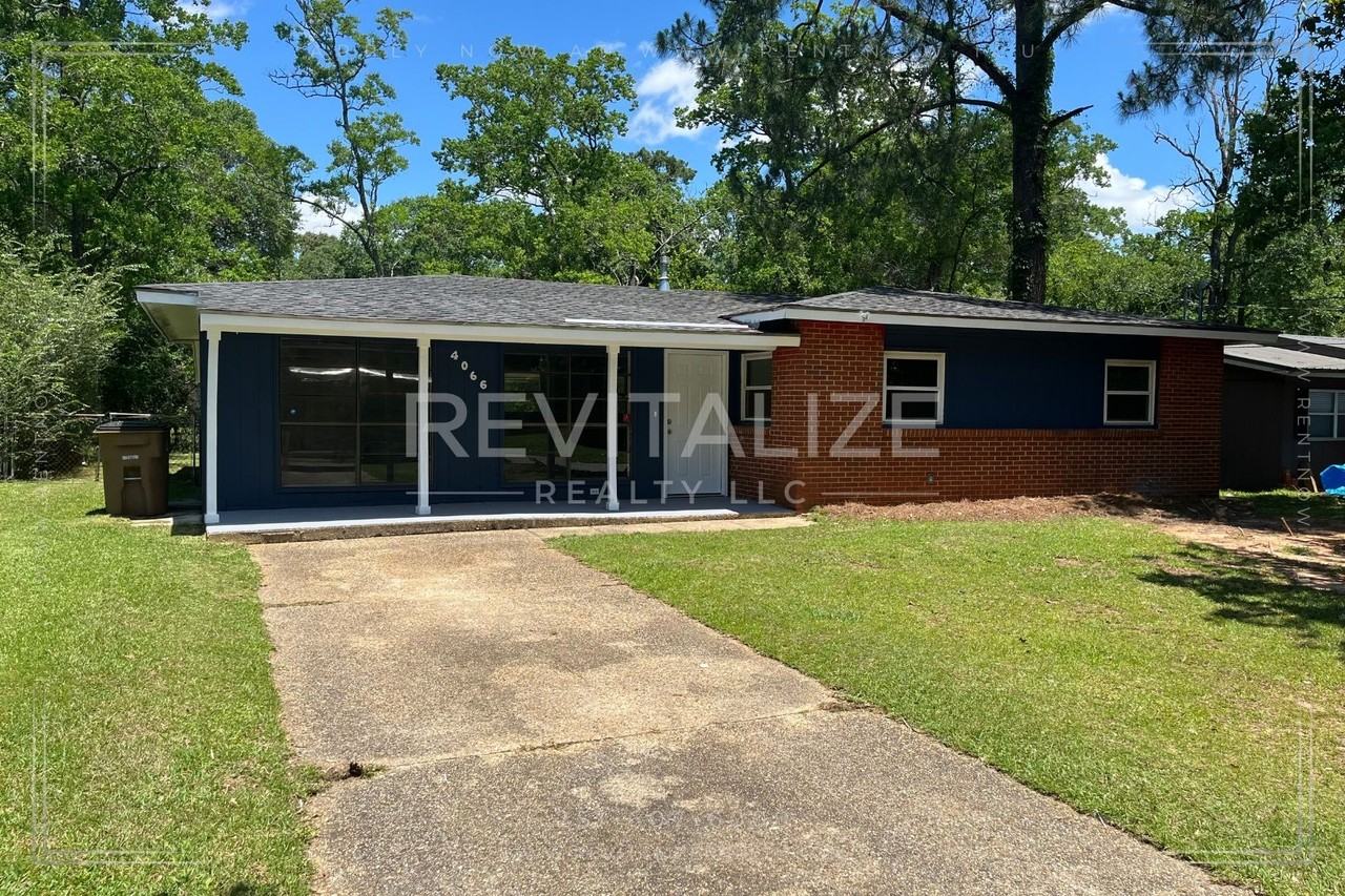 4066 Beechwood Ln - Photo 3 of 18