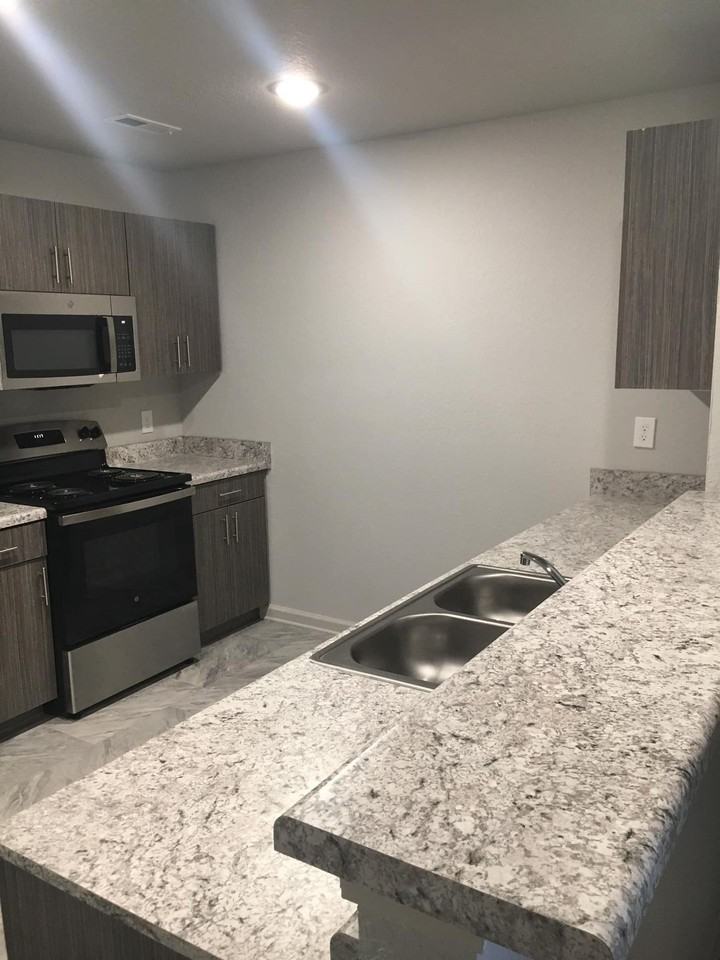 Glen Rock Hills Apartments - Photo 6 of 11