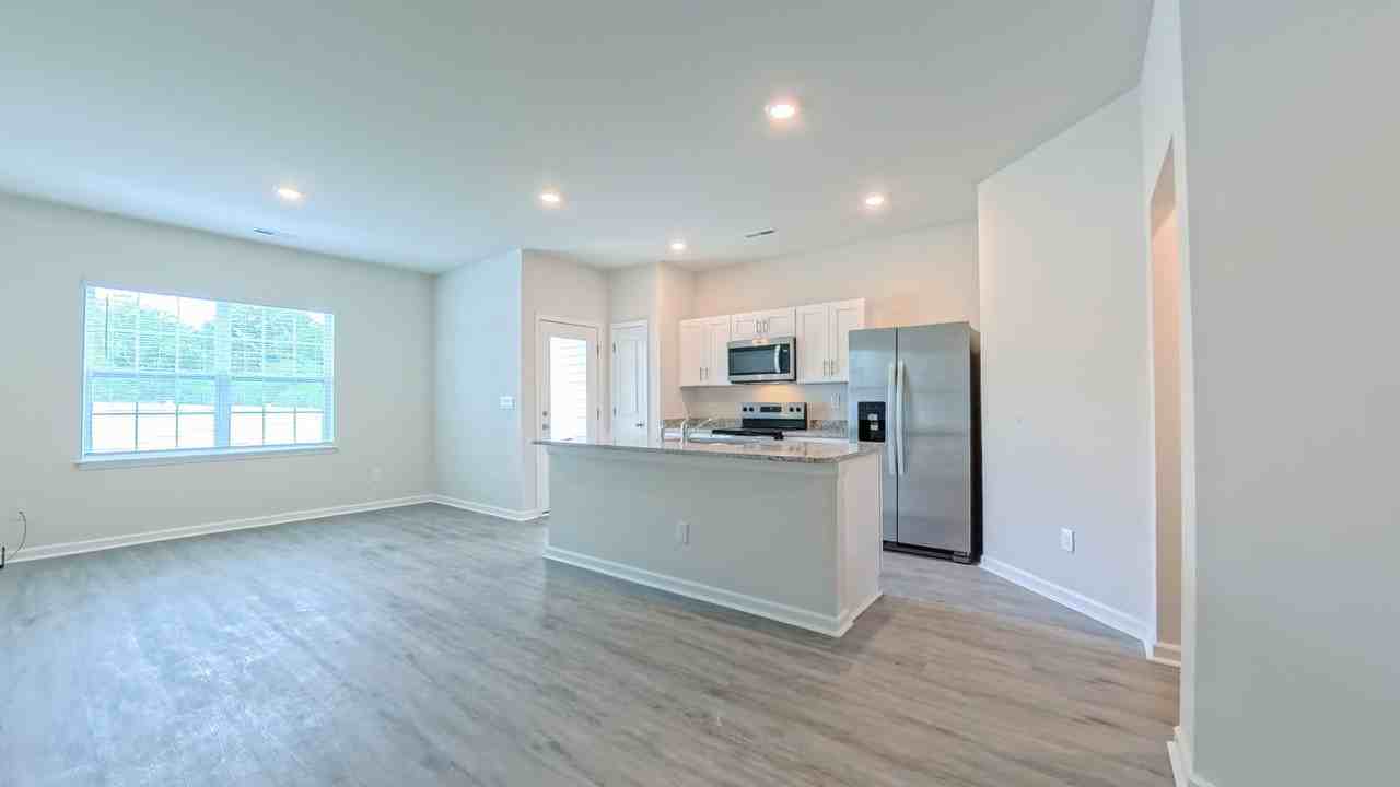 5417 Carrington Ct - Photo 3 of 32