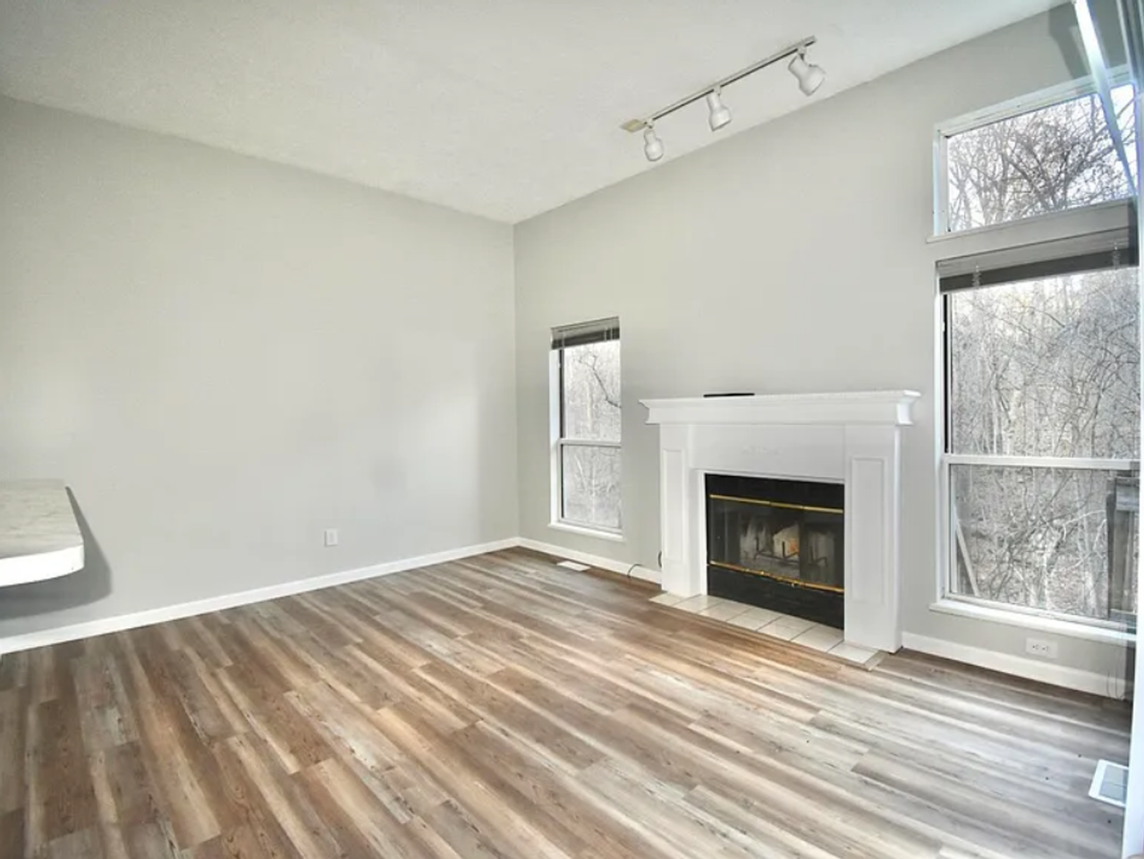 1938 E Bay Pointe Dr - Photo 6 of 26