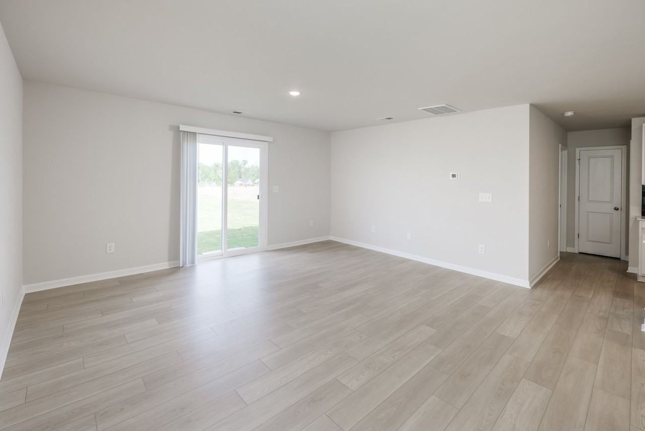 1014 Cleveland Meadows Trl - Photo 2 of 29