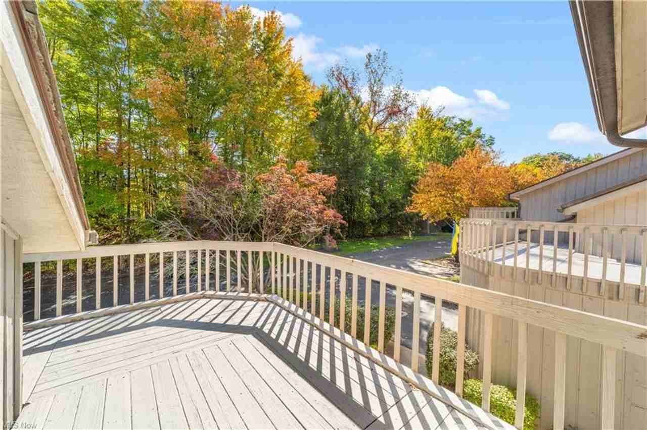 5761 Som Center Rd - Photo 2 of 43