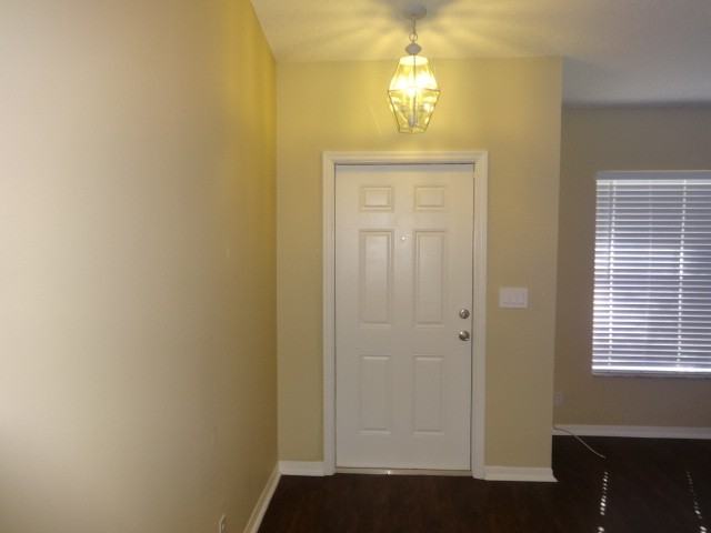 16203 10th St - Photo 3 of 17