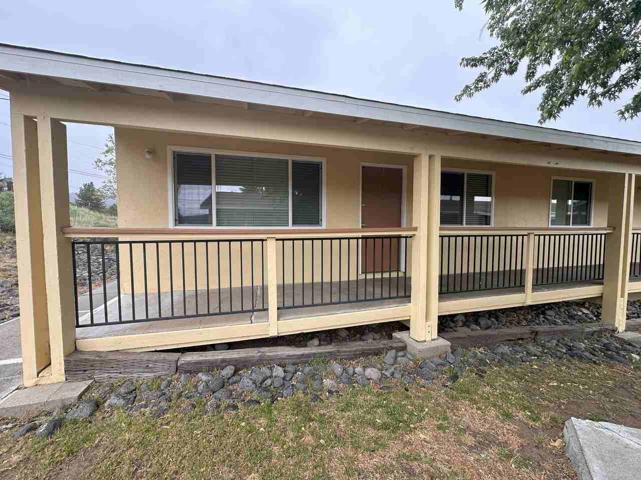 930 Paiute Ln #16 - Photo 3 of 10