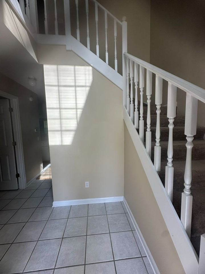 111 Woodrun Dr - Photo 3 of 29