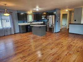 featured image of 7664 Kildare Loop Nw