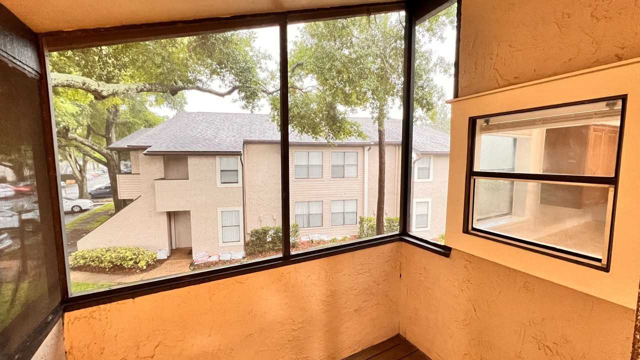 3043 Antique Oaks Cir #170 - Photo 7 of 35