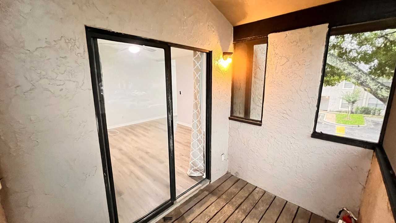 3043 Antique Oaks Cir #170 - Photo 6 of 35