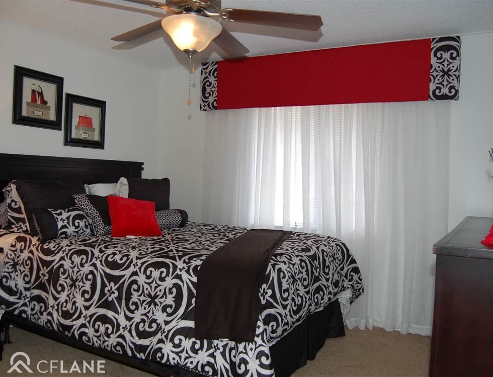 Pelican Pointe - Photo 3 of 6